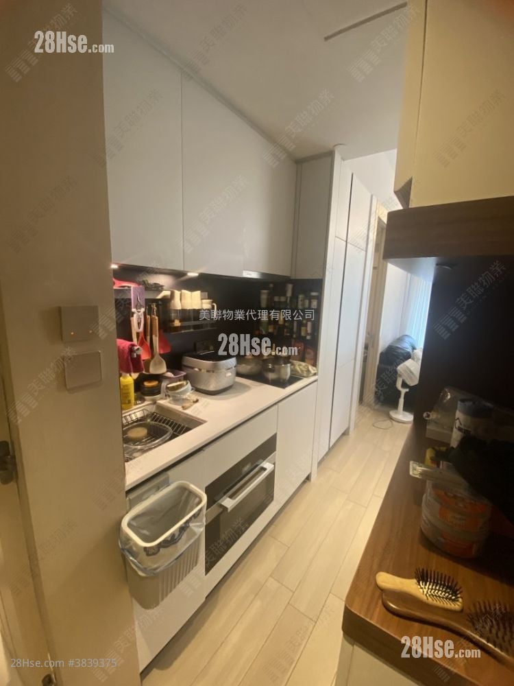 One Innovale Sell 2 Bedrooms 458 ft²