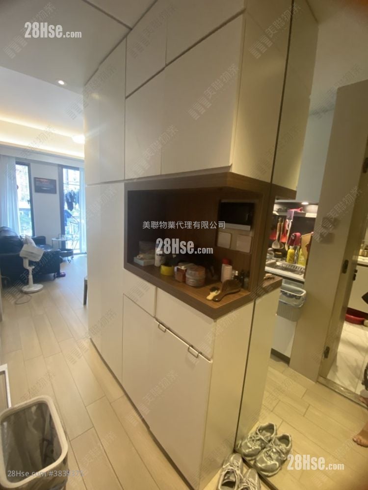 One Innovale Sell 2 Bedrooms 458 ft²