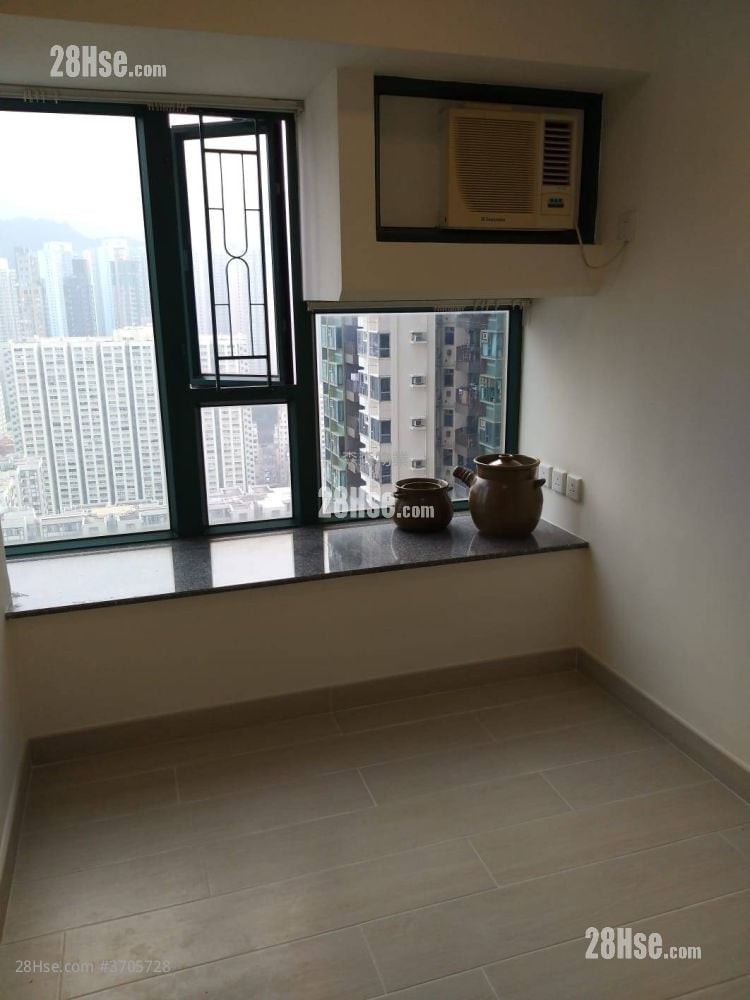 Grand Promenade Rental 2 Bedrooms , 1 Bathroom 498 ft²