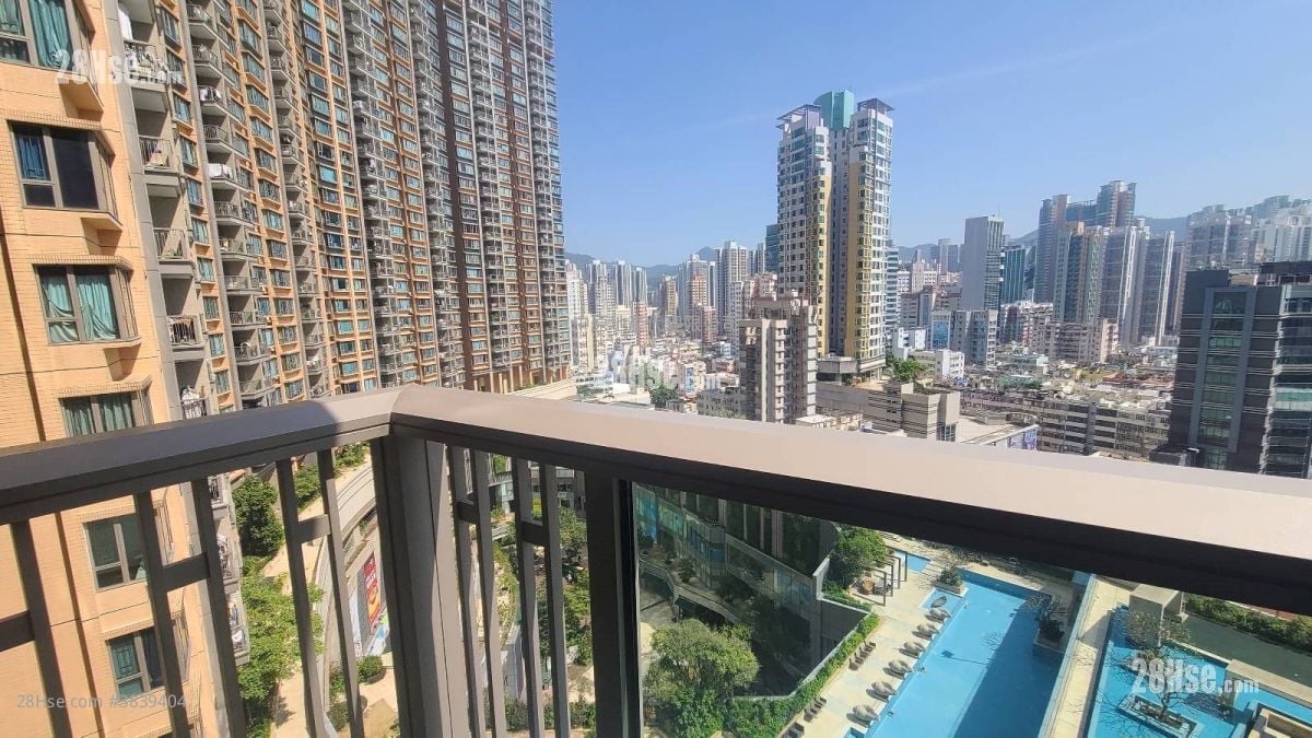 balcony: Vision City Sell 3 Bedrooms , 2 Bathrooms 654 ft²