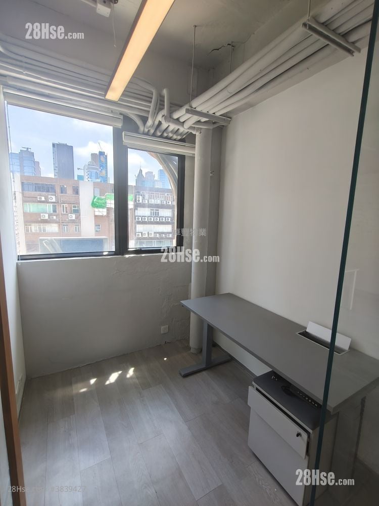 Sing Shun Centre Rental 5+ Bedrooms 2,900 ft²