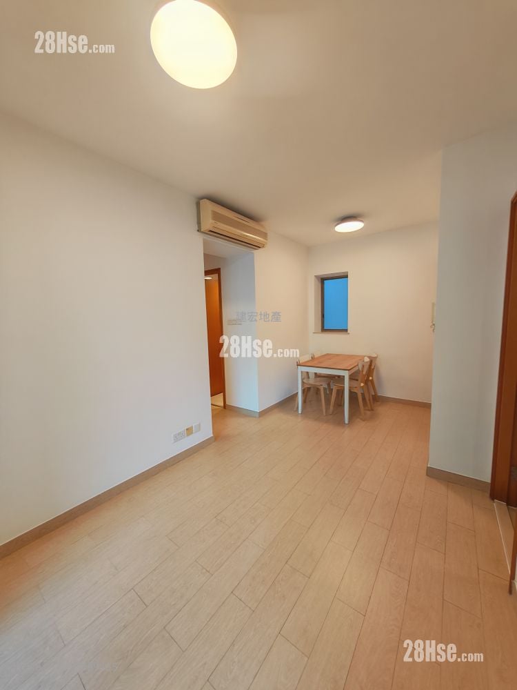 The Zenith Rental 2 Bedrooms , 1 Bathroom 433 ft²
