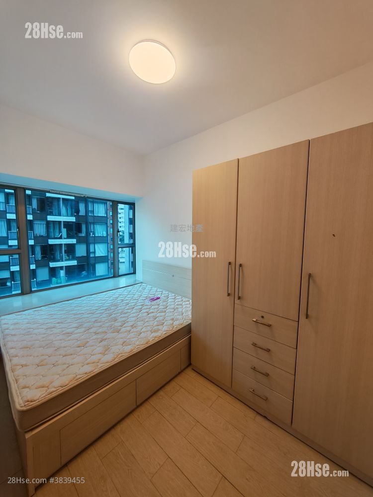 The Zenith Rental 2 Bedrooms , 1 Bathroom 433 ft²
