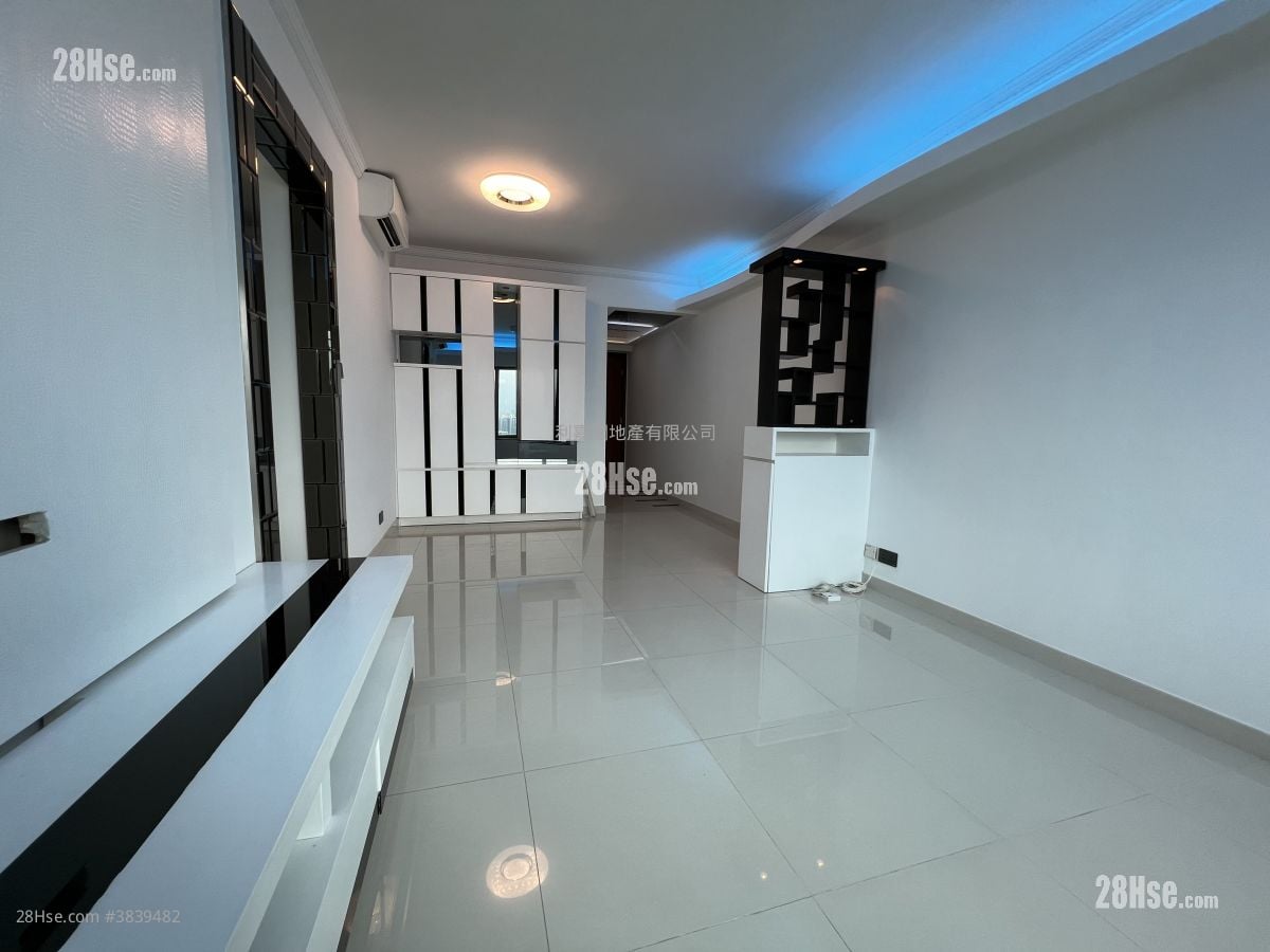 Sorrento Rental 2 Bedrooms , 2 Bathrooms 853 ft²