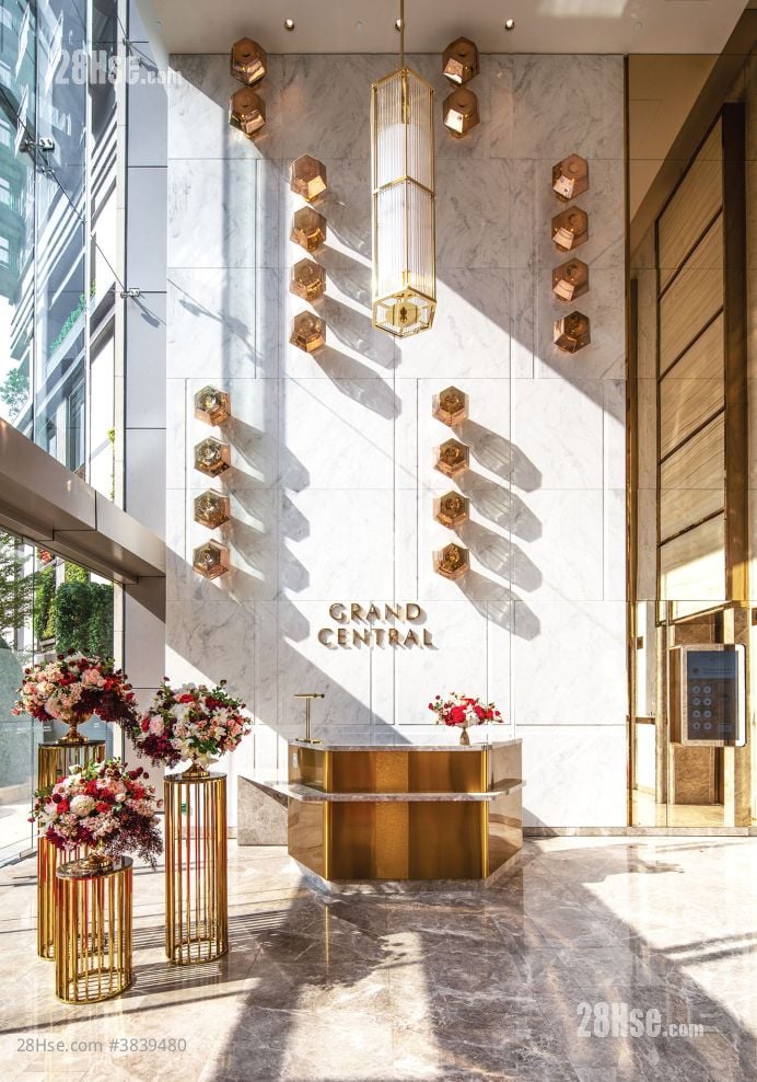Grand Central Rental 3 Bedrooms , 1 Bathroom 607 ft²