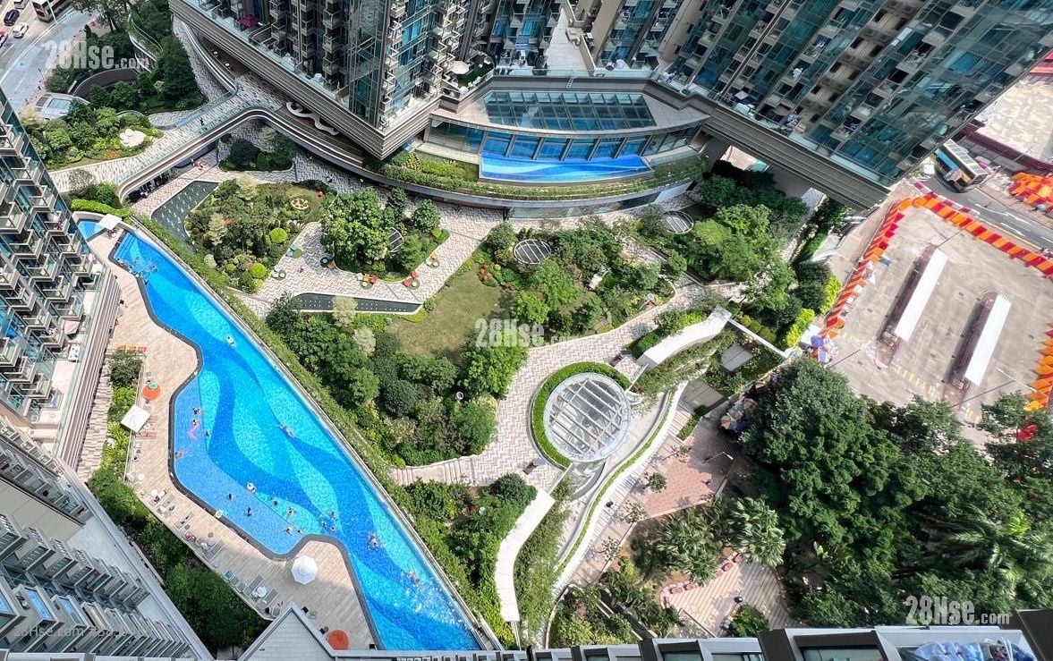 Grand Central Rental 3 Bedrooms , 1 Bathroom 607 ft²