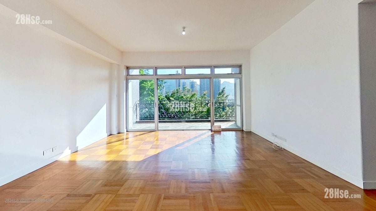 living room: 5 Wang Fung Terrace Rental 3 Bedrooms , 2 Bathrooms 1,505 ft²