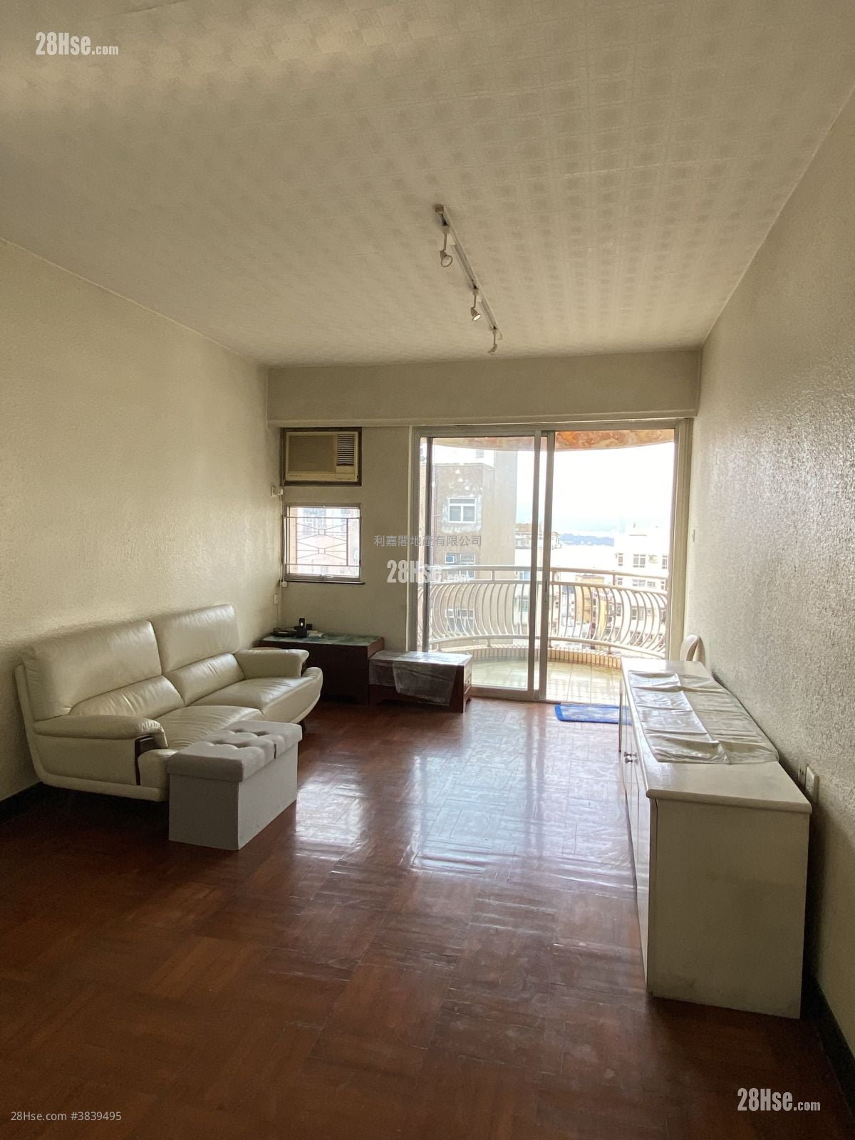 Kingsfield Tower Sell 3 Bedrooms , 2 Bathrooms 854 ft²