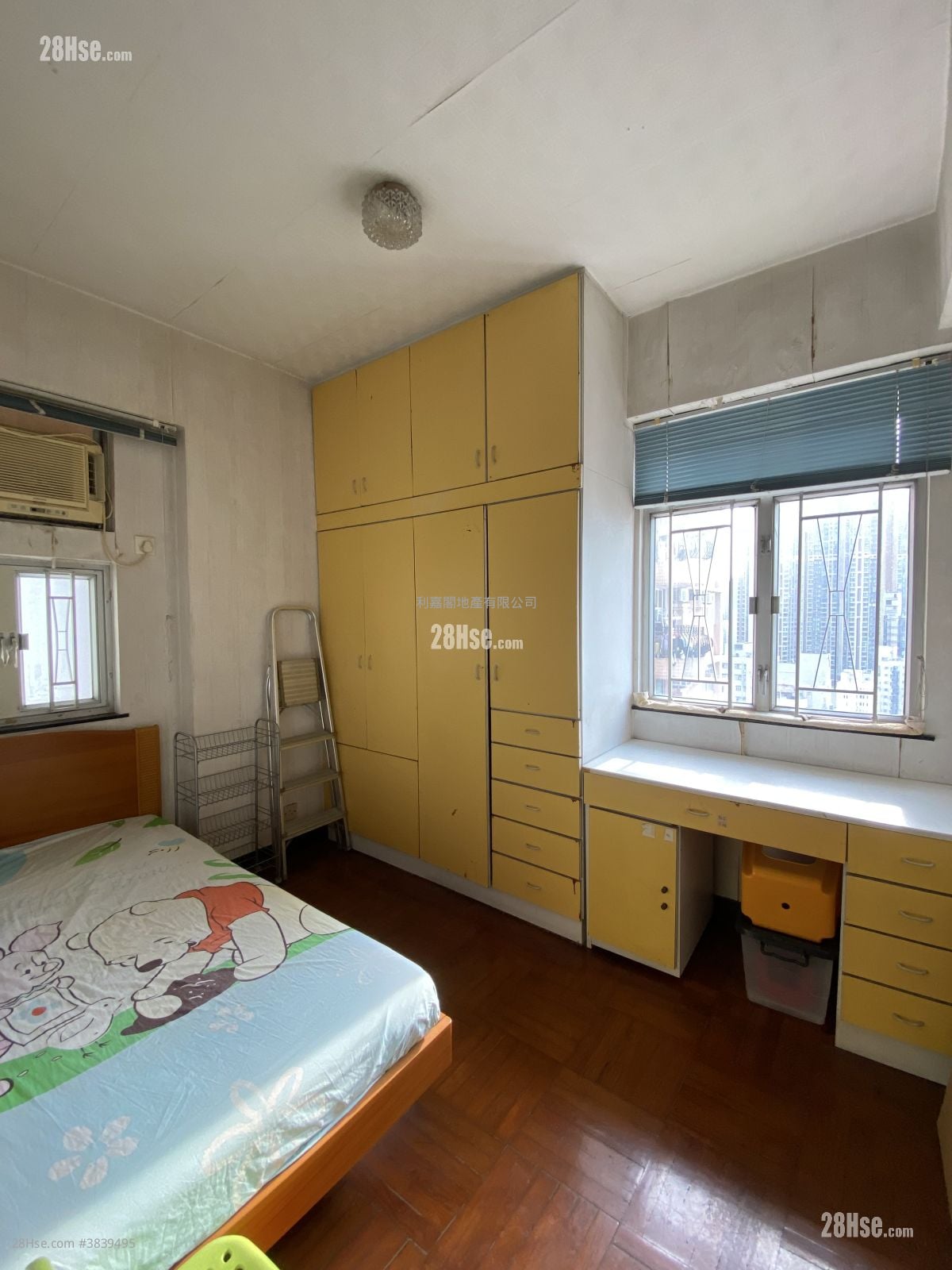 Kingsfield Tower Sell 3 Bedrooms , 2 Bathrooms 854 ft²