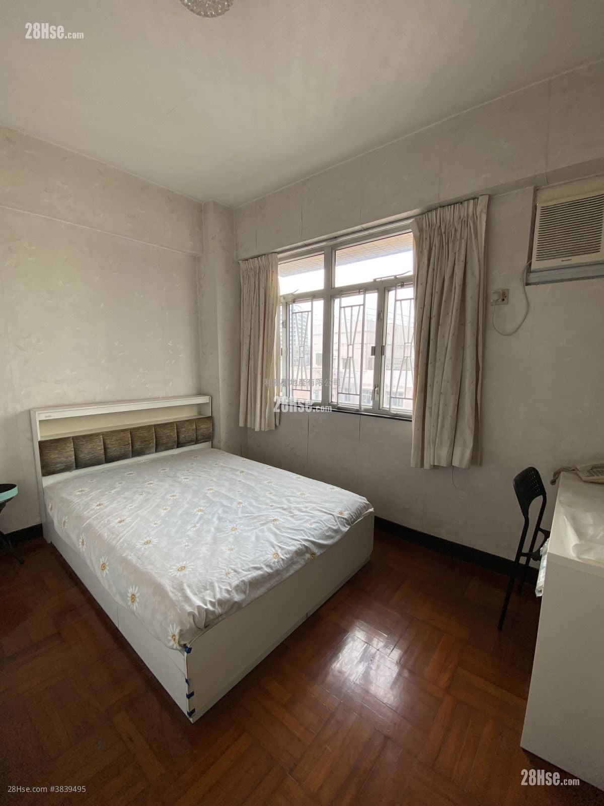 Kingsfield Tower Sell 3 Bedrooms , 2 Bathrooms 854 ft²