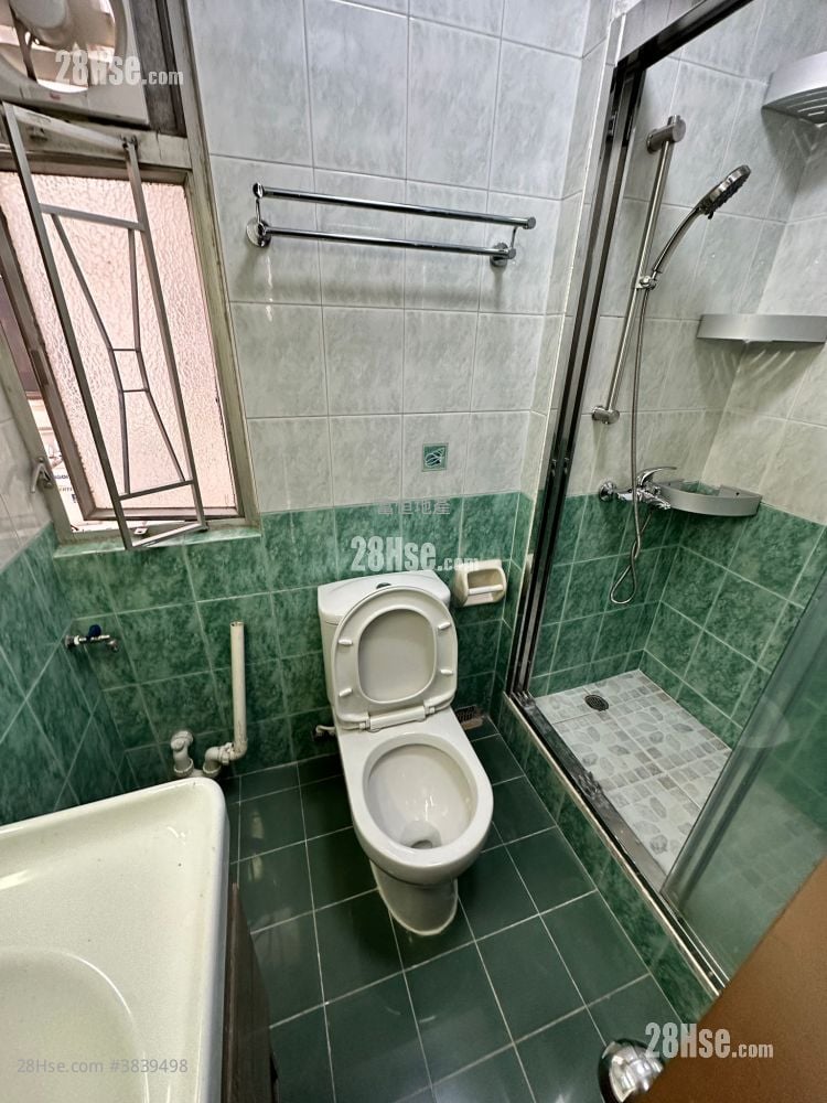 Whampoa Estate Sell 2 Bedrooms , 1 Bathroom 401 ft²