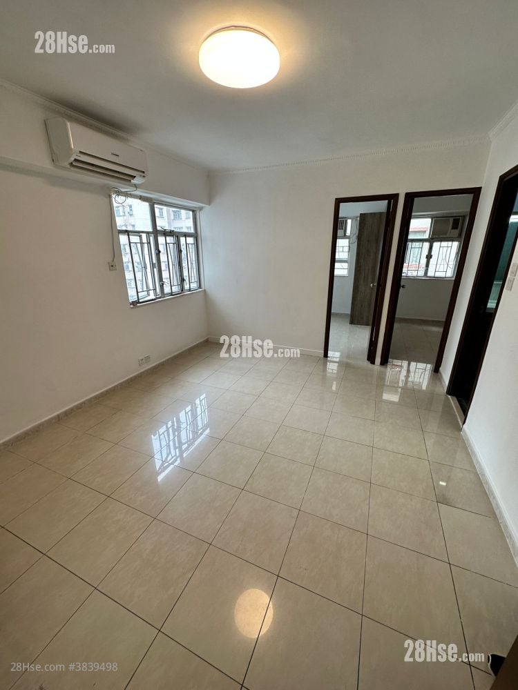 Whampoa Estate Sell 2 Bedrooms , 1 Bathroom 401 ft²