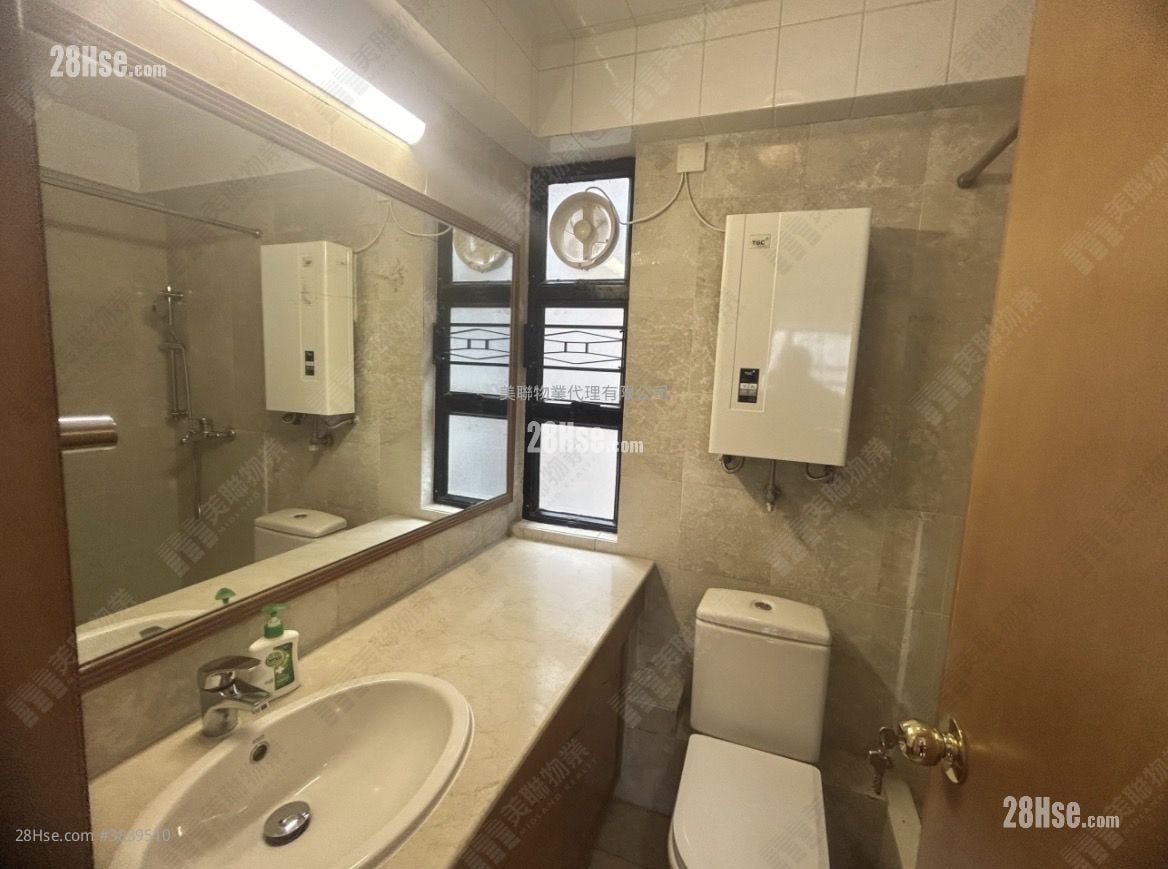 Parc Regal Rental 3 Bedrooms , 2 Bathrooms 677 ft²