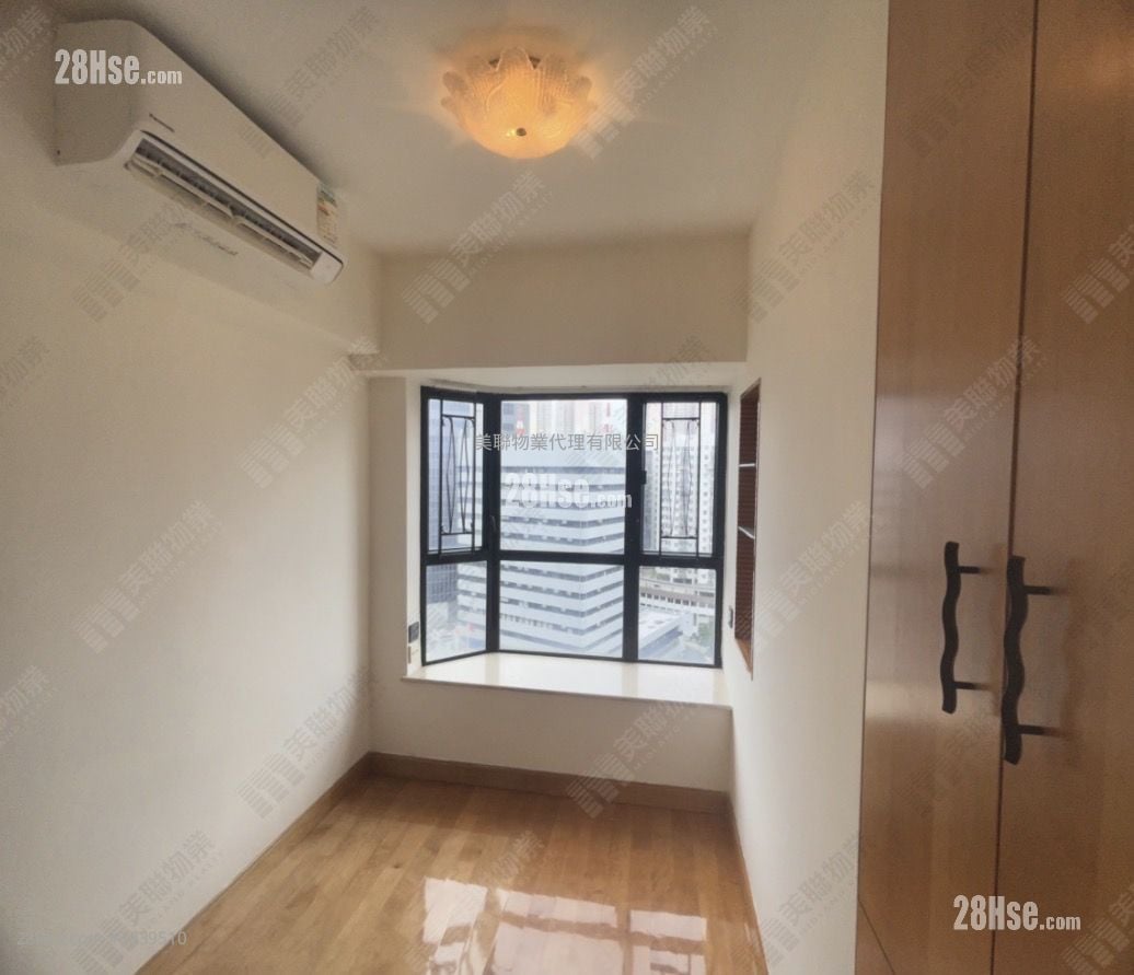 Parc Regal Rental 3 Bedrooms , 2 Bathrooms 677 ft²