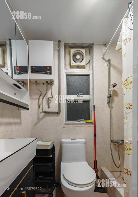 Tak Bo Garden Sell 1 Bedroom , 1 Bathroom 265 ft²