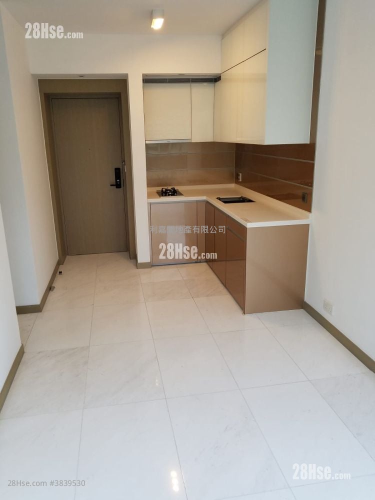 High West Sell 1 Bedroom , 1 Bathroom 396 ft²