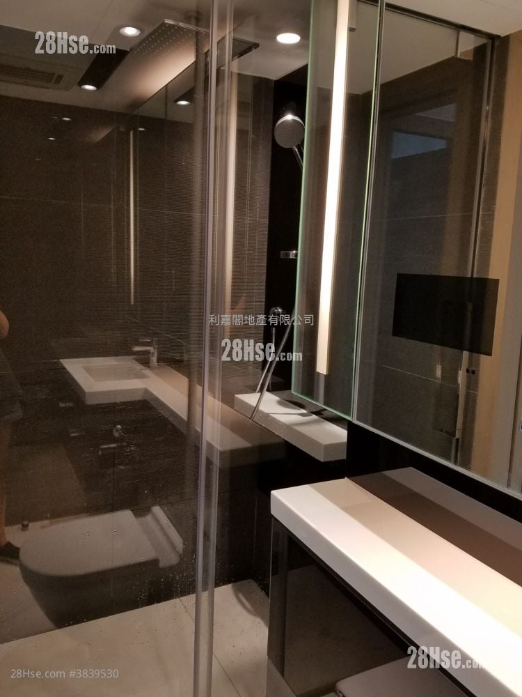 High West Sell 1 Bedroom , 1 Bathroom 396 ft²