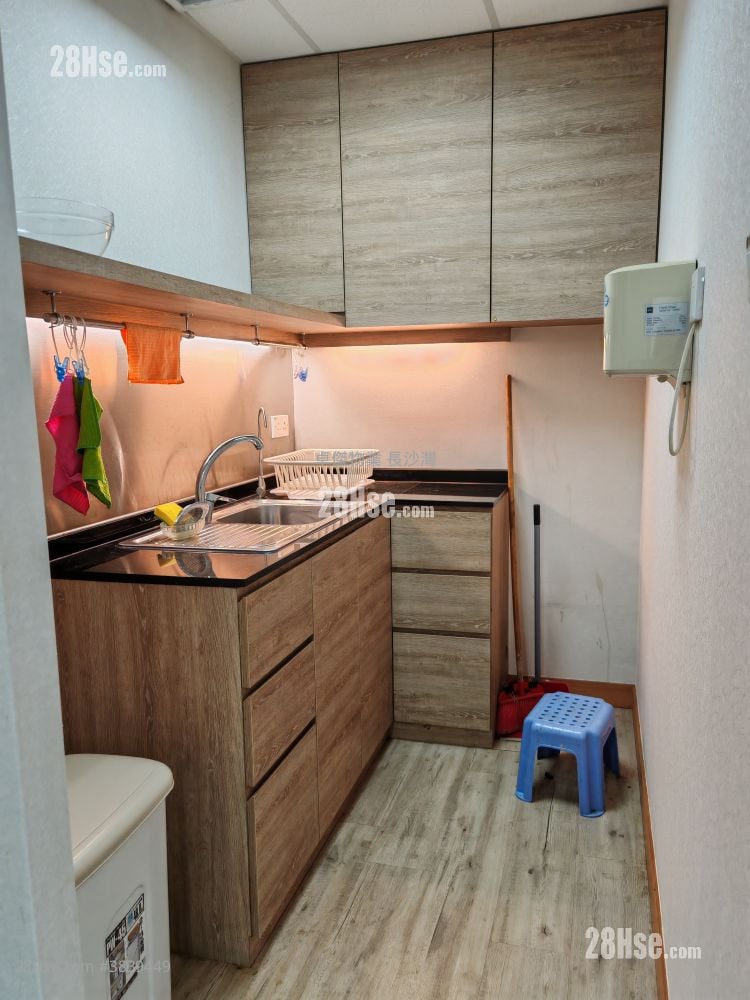 Global Gateway Tower Rental