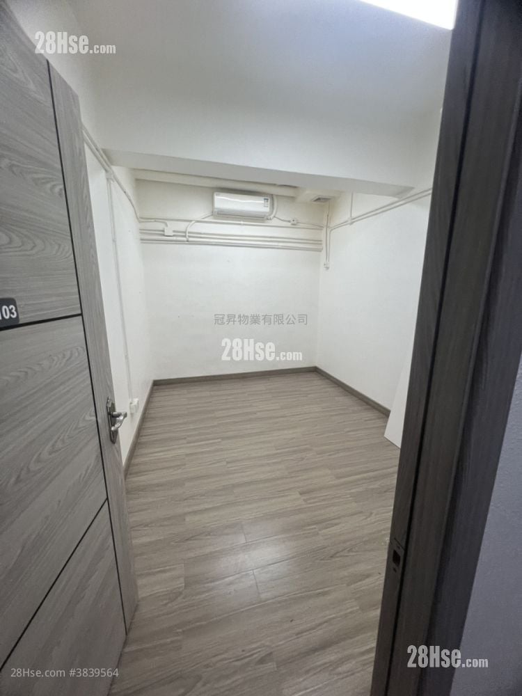 Kwai Hing Industrial Building Rental 140 ft²