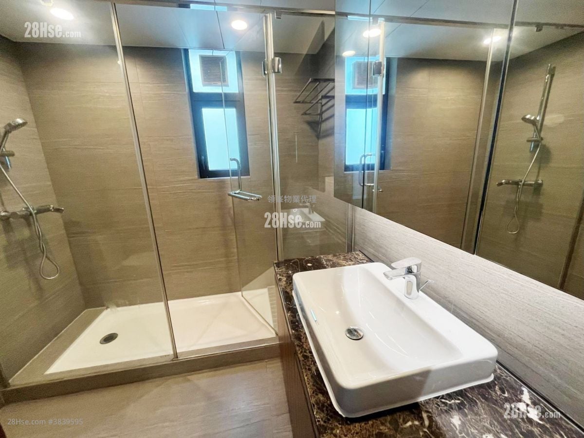Magazine Gap Towers Rental 3 Bedrooms , 2 Bathrooms 1,900 ft²
