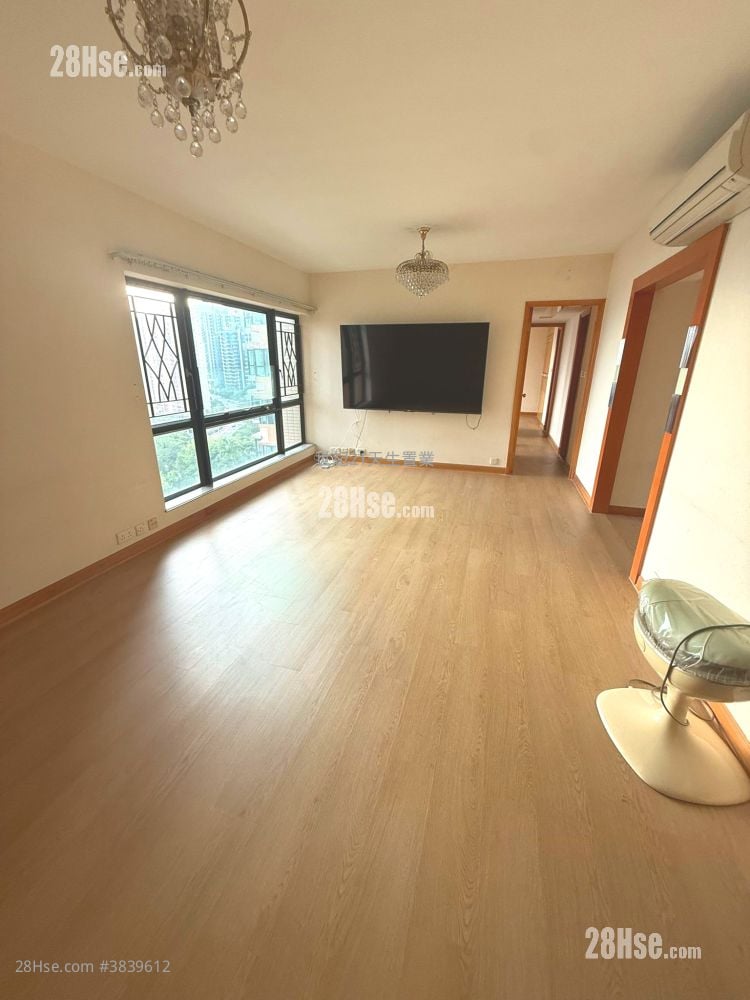 Aegean Coast Rental 3 Bedrooms , 2 Bathrooms 811 ft²