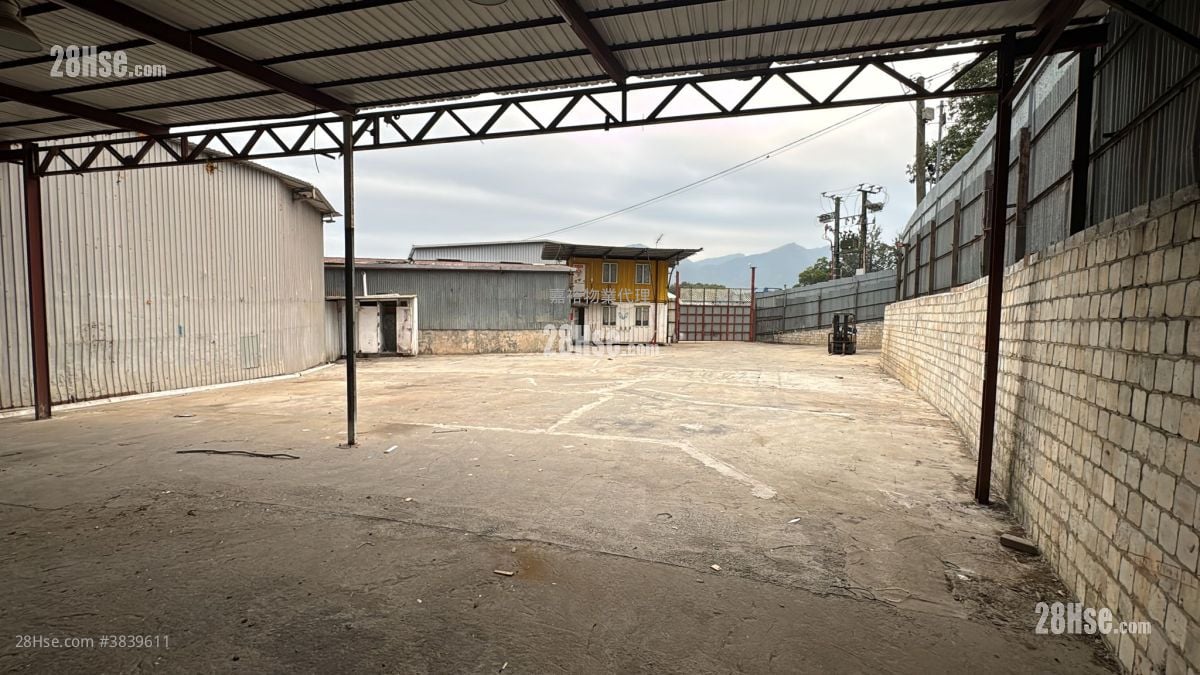 Land Rental 8,000 ft²