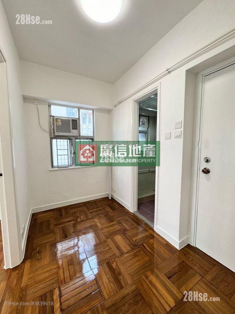 Shun Fung Building Rental 2 Bedrooms , 1 Bathroom 230 ft²