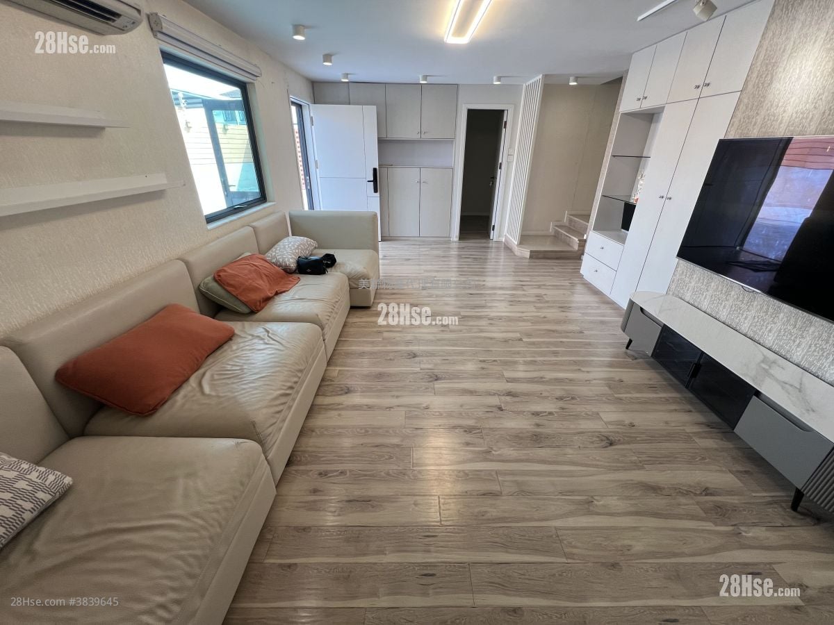 Fairview Park Sell 3 Bedrooms , 3 Bathrooms 1,035 ft²