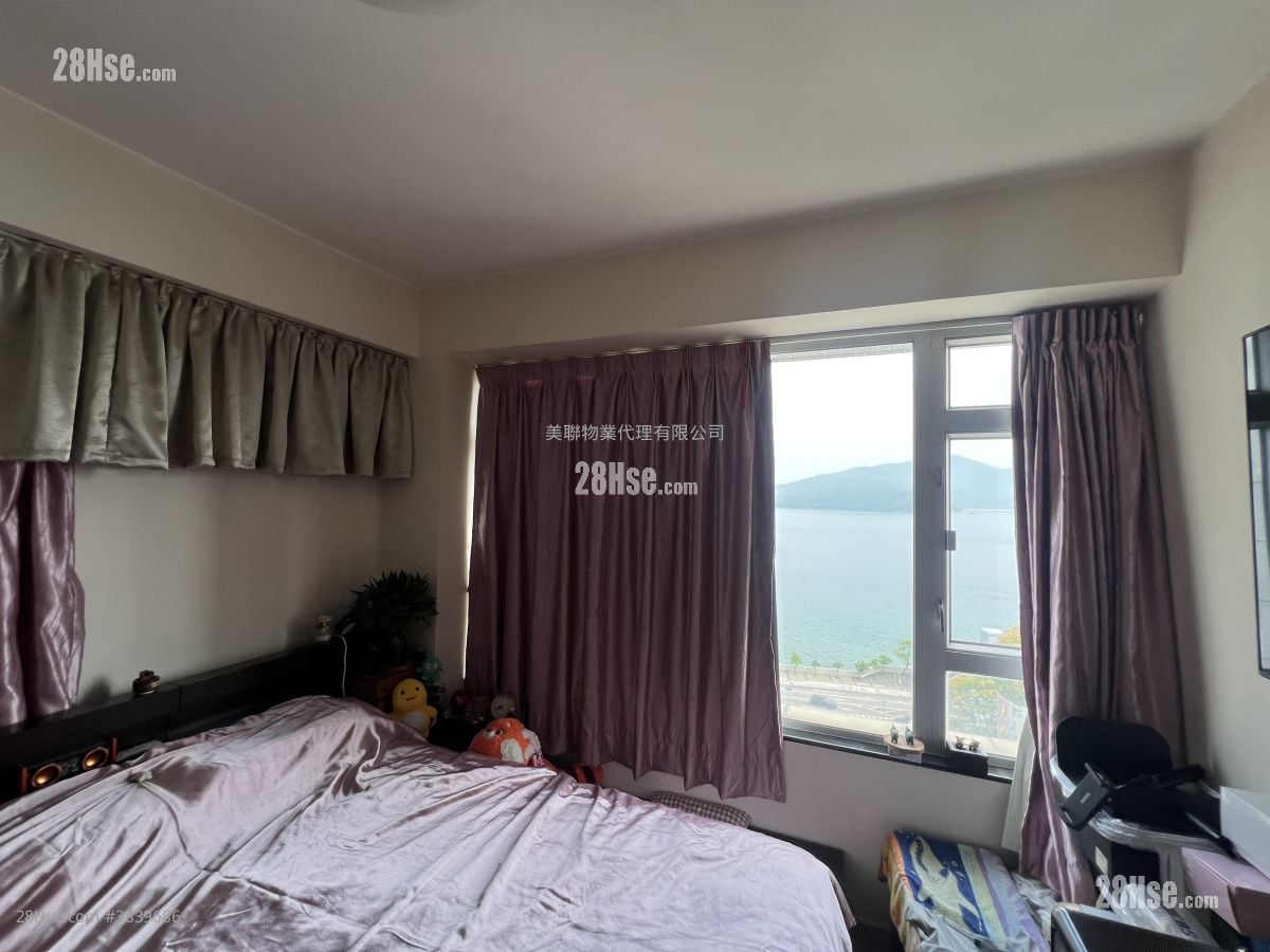 master room: Hong Kong Garden Sell 3 Bedrooms , 2 Bathrooms 707 ft²
