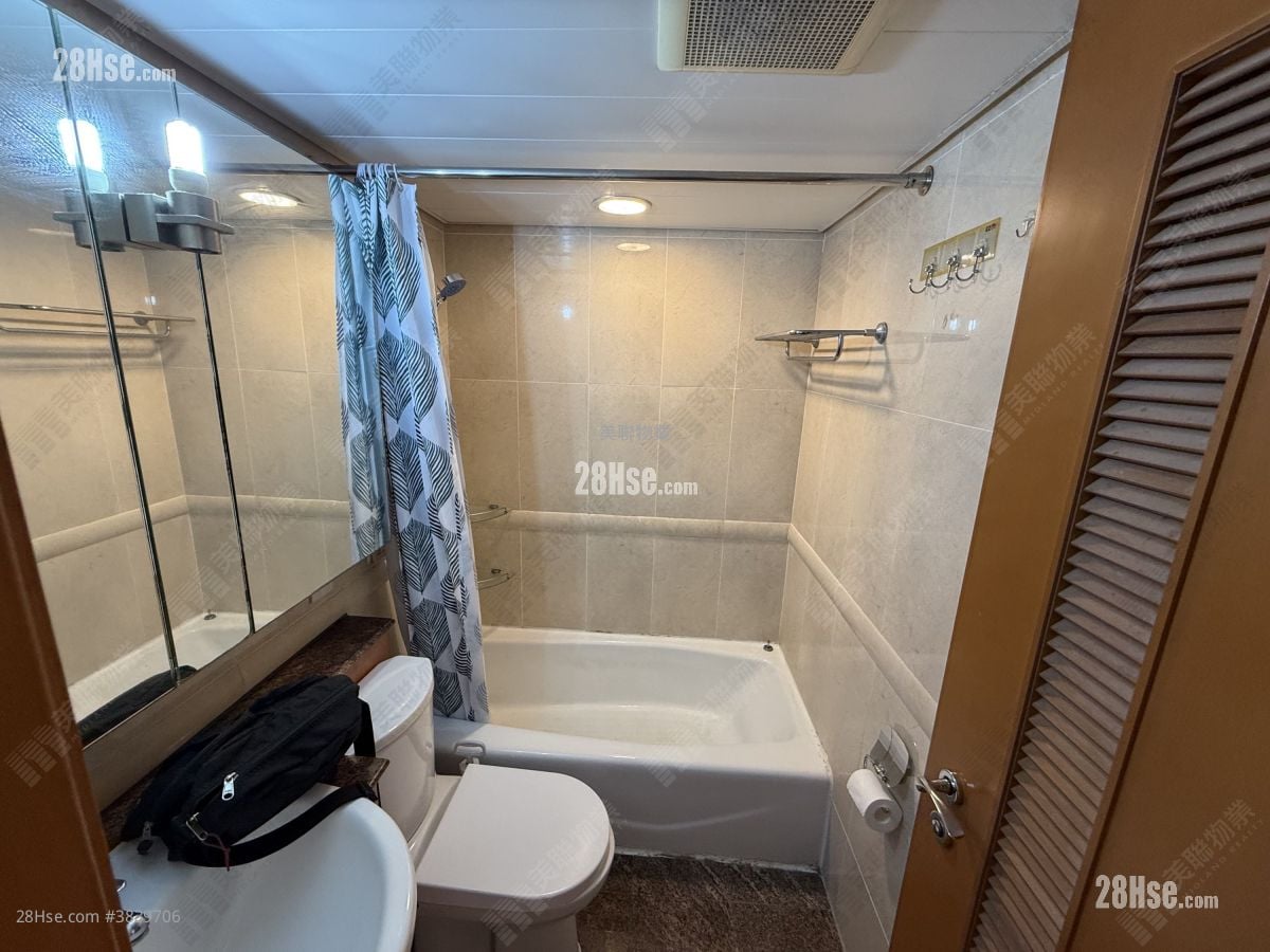 Park Central Rental 2 Bedrooms , 1 Bathroom 406 ft²