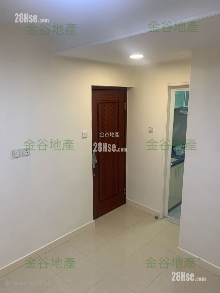 Gold Mine Building Sell 2 Bedrooms , 1 Bathroom 240 ft²