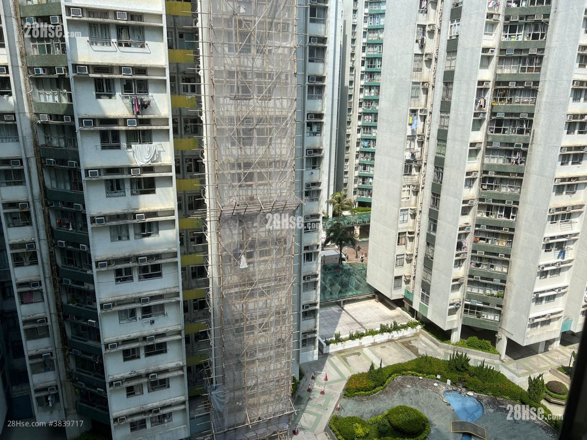 Whampoa Garden Sell 2 Bedrooms , 1 Bathroom 389 ft²