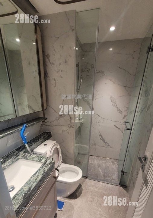 Monaco Sell 2 Bedrooms , 1 Bathroom 437 ft²