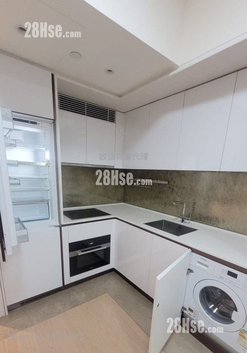 Monaco Sell 2 Bedrooms , 1 Bathroom 437 ft²