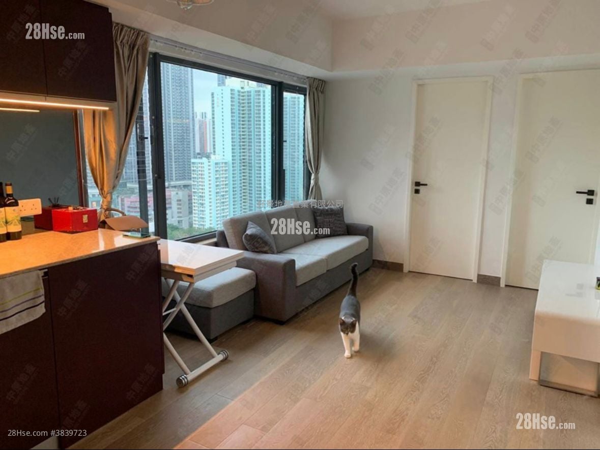 West Park Sell 3 Bedrooms , 1 Bathroom 493 ft²