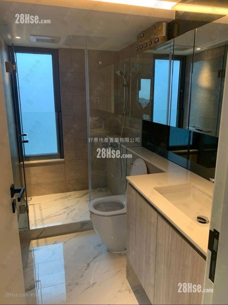West Park Sell 3 Bedrooms , 1 Bathroom 493 ft²