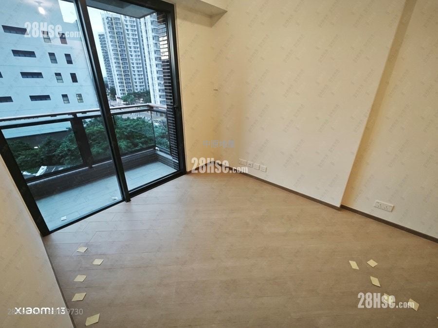 High Park Sell 2 Bedrooms 433 ft²