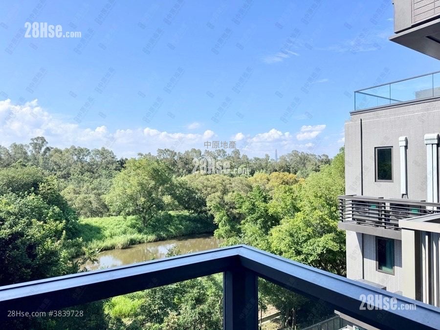 Wetland Seasons Bay Sell 5+ Bedrooms 757 ft²