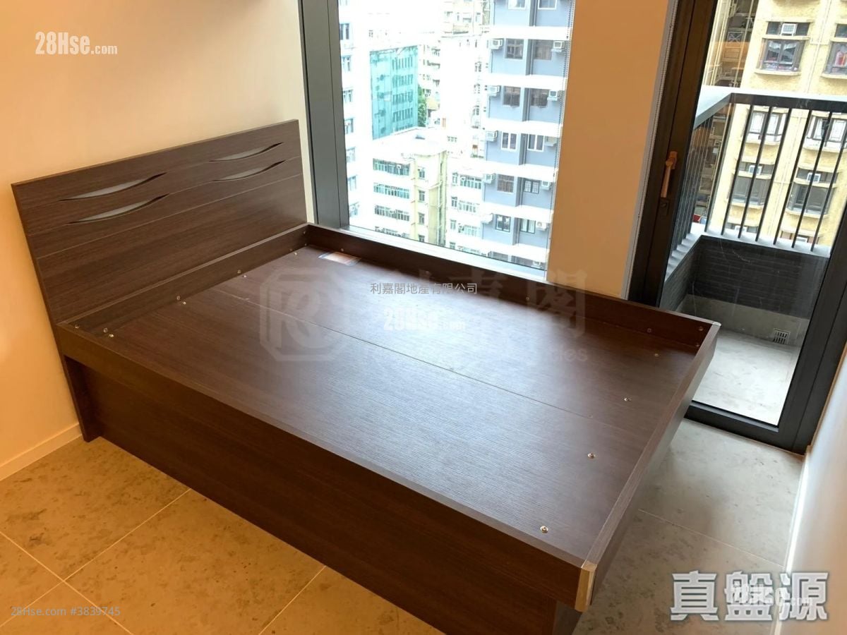 瑧璈 售盘 1 房 , 1 浴室 346 平方尺