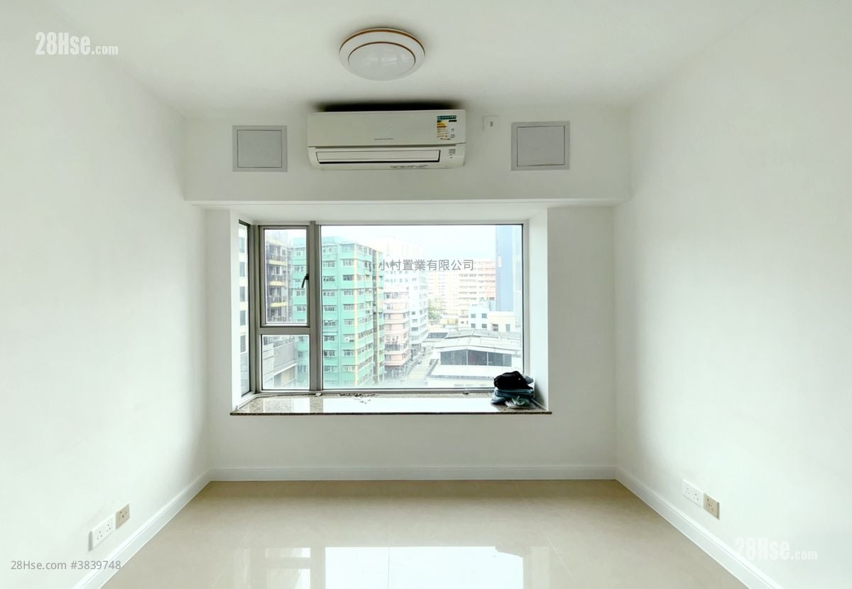 Sky Tower Rental 2 Bedrooms , 1 Bathroom 522 ft²