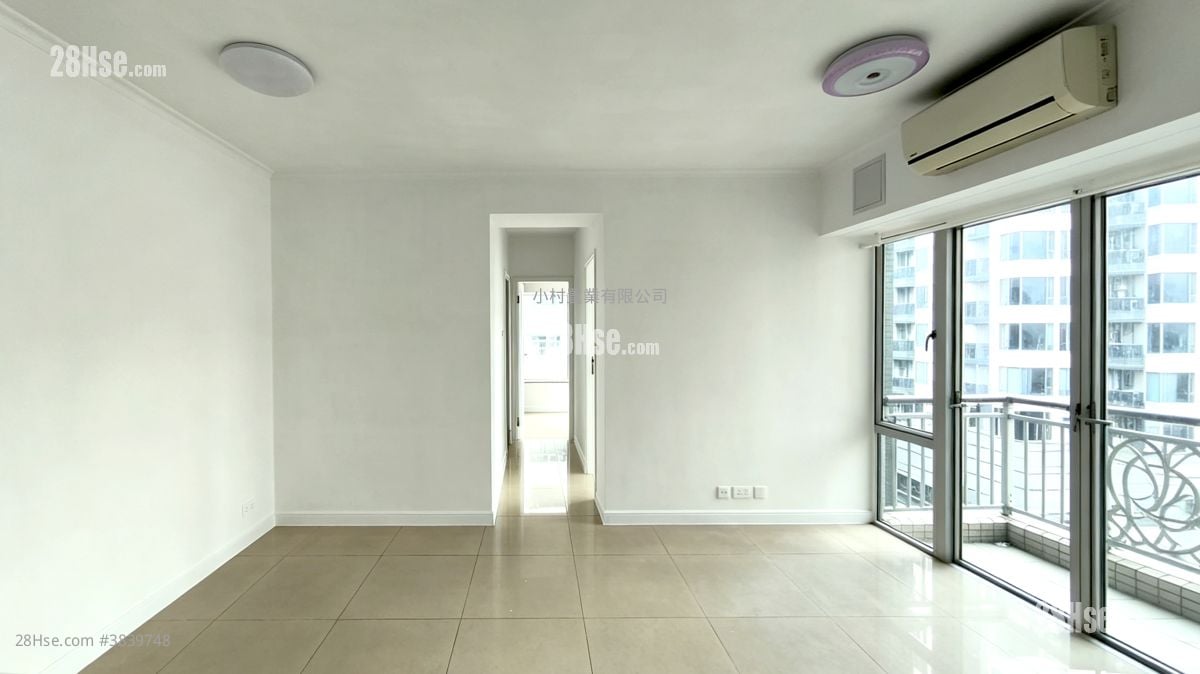 Sky Tower Rental 2 Bedrooms , 1 Bathroom 522 ft²