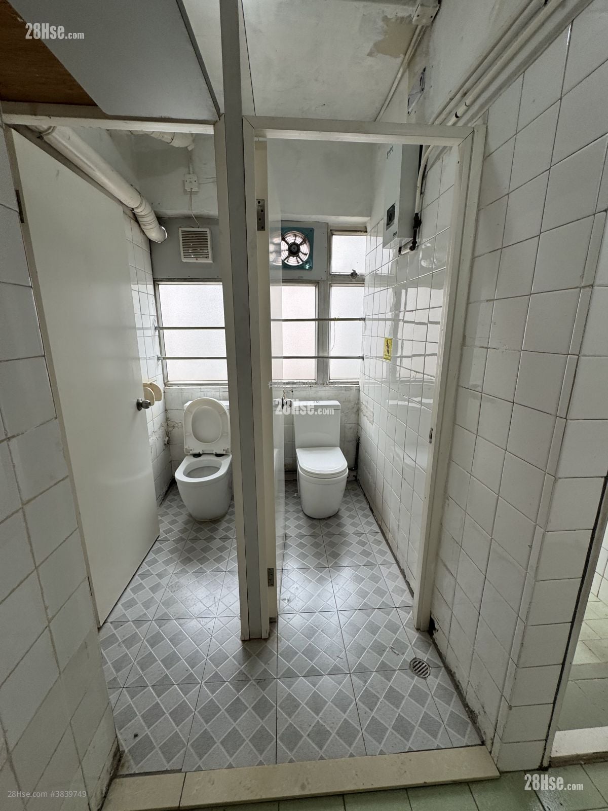 Elite Industrial Centre Rental 1,341 ft²