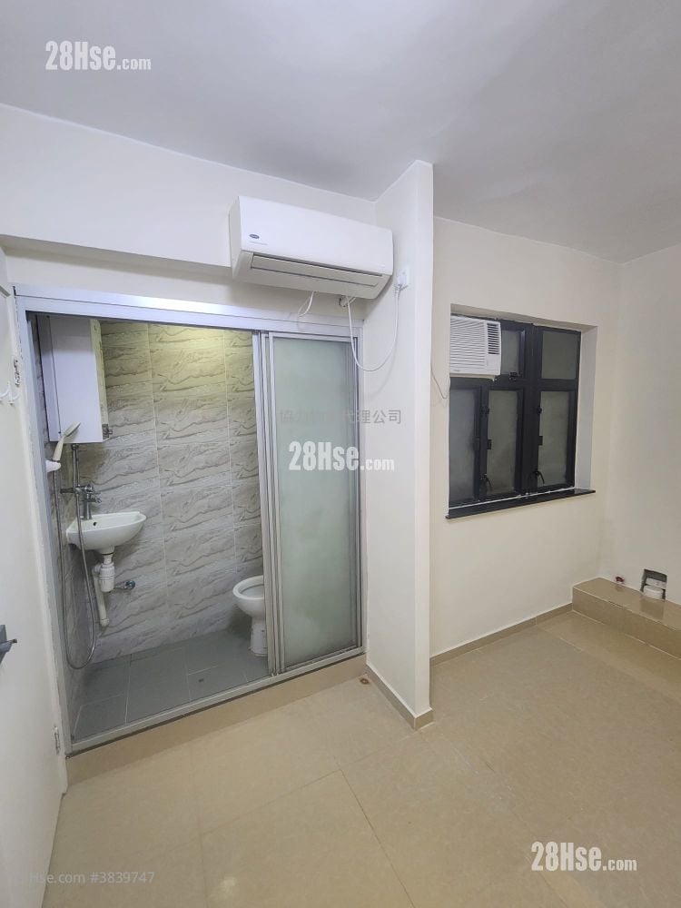 Lee Kwan Building Rental 120 ft²