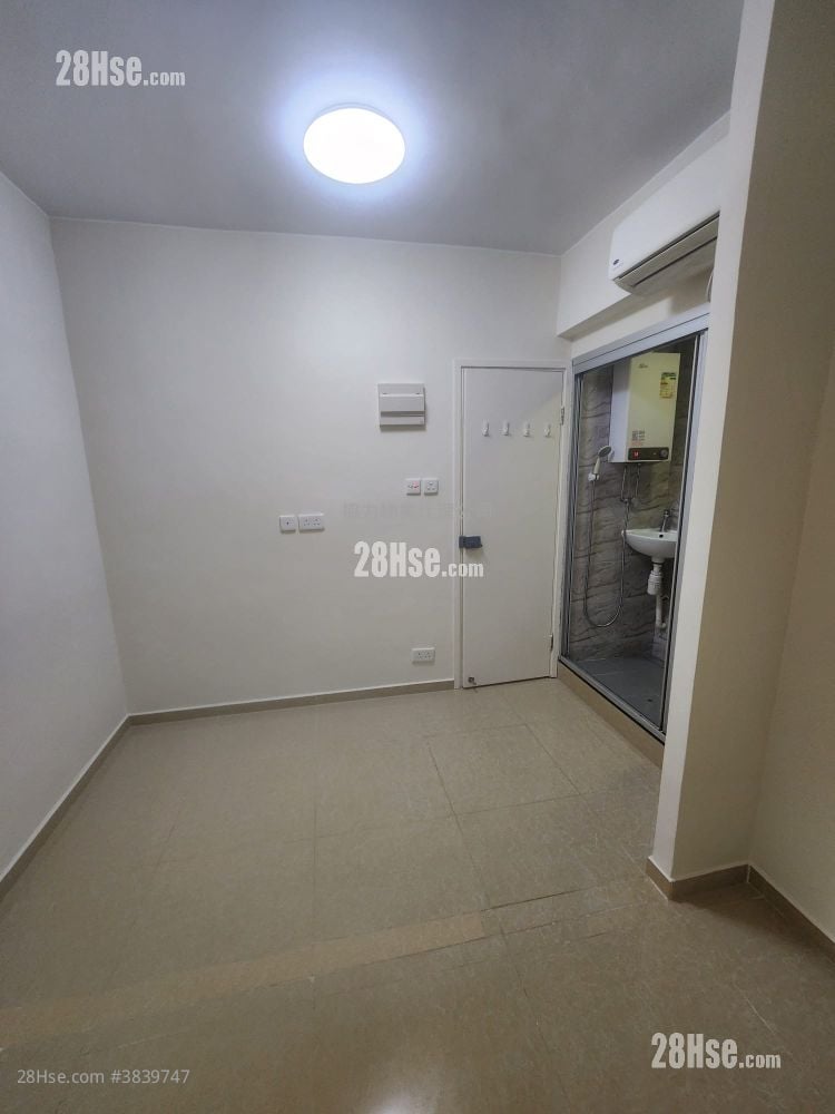 Lee Kwan Building Rental 120 ft²