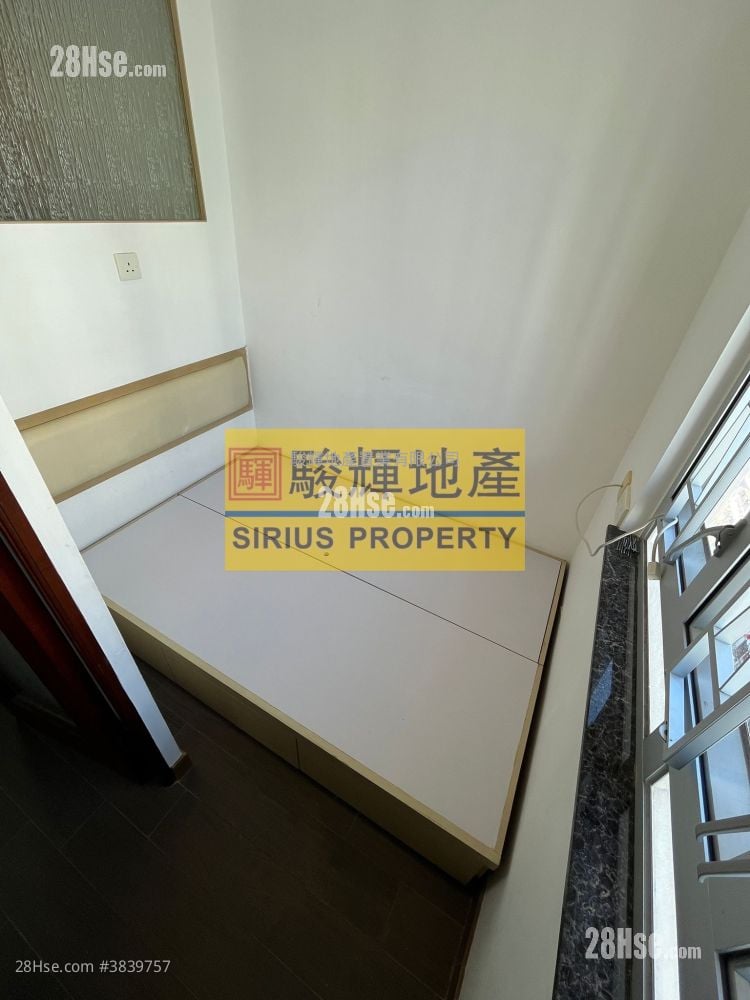 King Wong Building Rental 188 ft²
