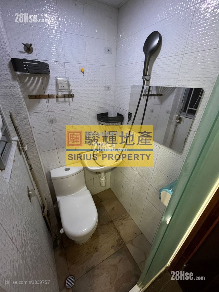 King Wong Building Rental 188 ft²