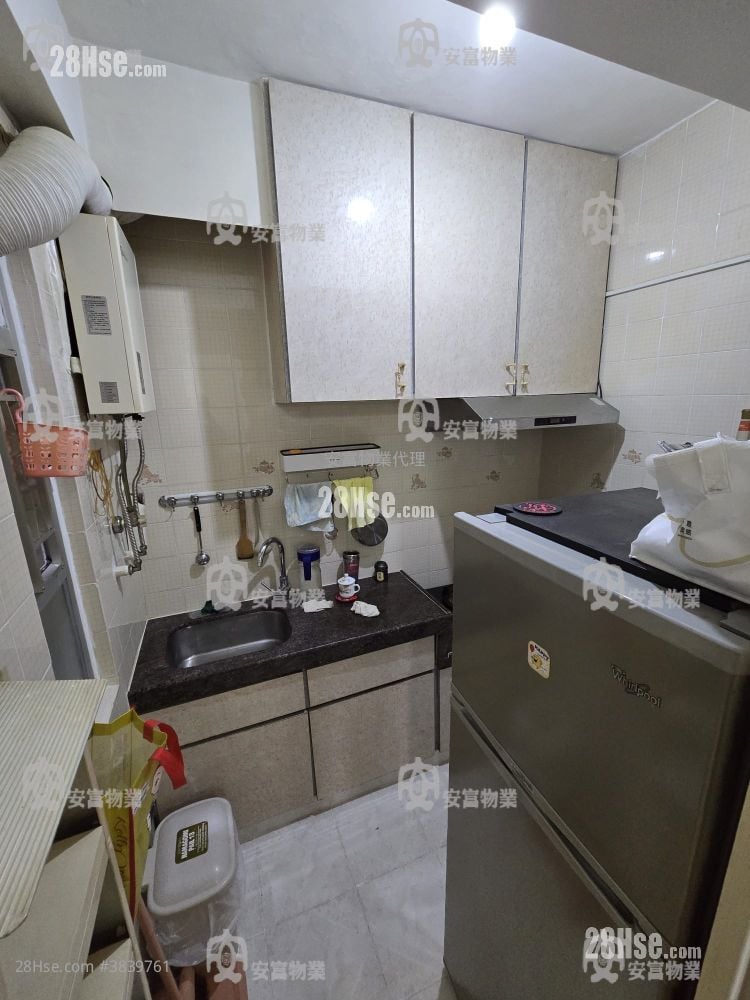 Treasure Garden Sell 2 Bedrooms , 1 Bathroom 398 ft²