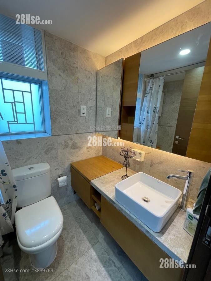 Le Billionnaire Sell 3 Bedrooms , 2 Bathrooms 889 ft²