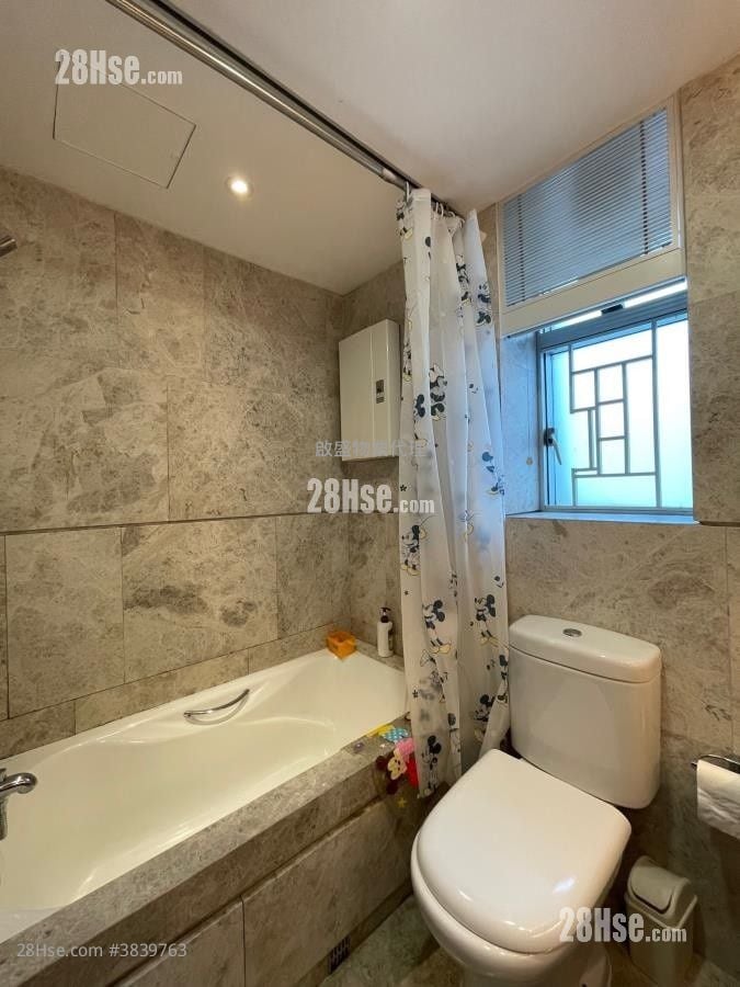 Le Billionnaire Sell 3 Bedrooms , 2 Bathrooms 889 ft²