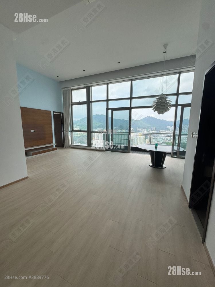 Shining Heights Sell 5+ Bedrooms , 5+ Bathrooms 2,358 ft²